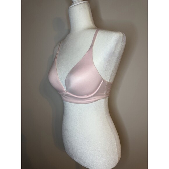 Victoria’s Secret Lightly Lined Plunge Bra 32C Pink Wireless - Picture 3 of 8